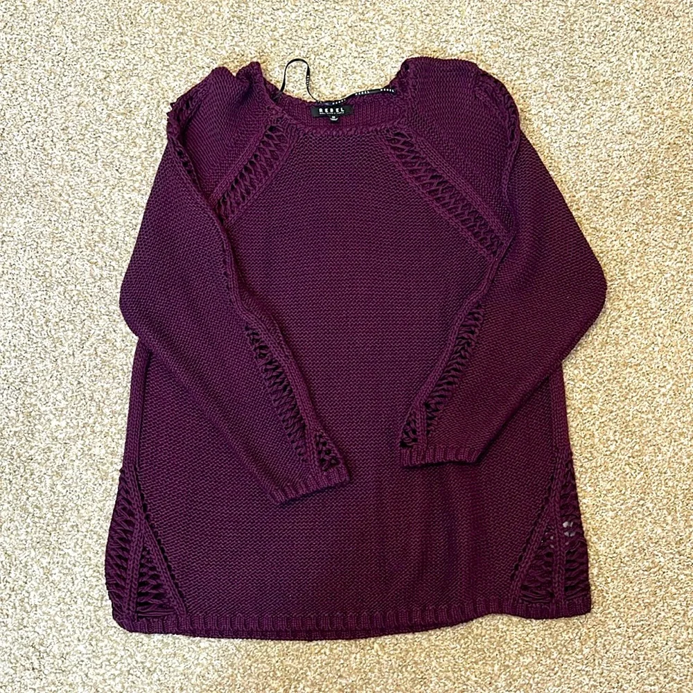 Plus size burgundy sweater - Picture 1 of 2